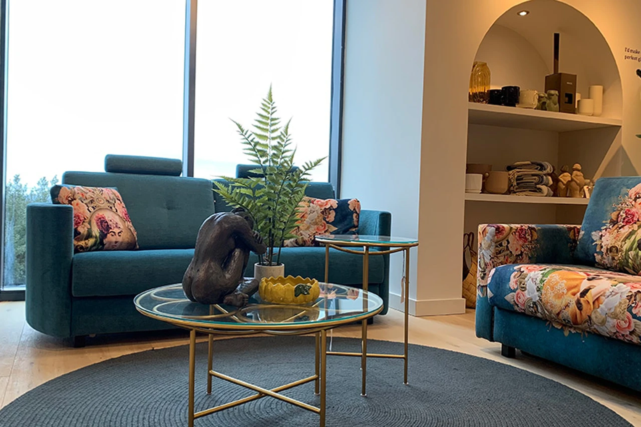 Doorway Interior11